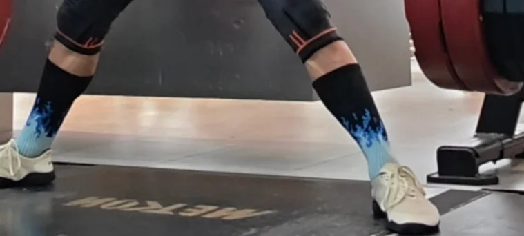 

New 2025 Hot Summer Comfortable Breathable Lightweight Deep Squat Weightlifting Shoes Weightlifting Sumo Slippers Very Good