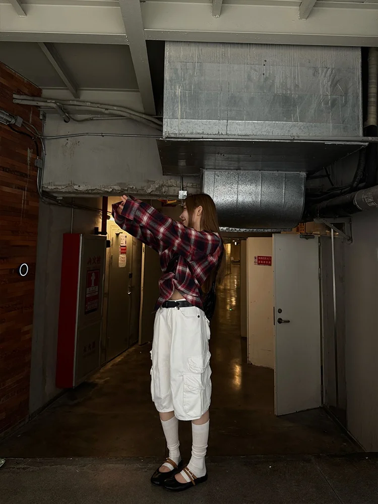 

MSKIN6 High Waist Loose Fit Cotton Cargo Pants for Women Autumn Seven-Foot Pants Multiple kets Slimming Effect orter Wom...