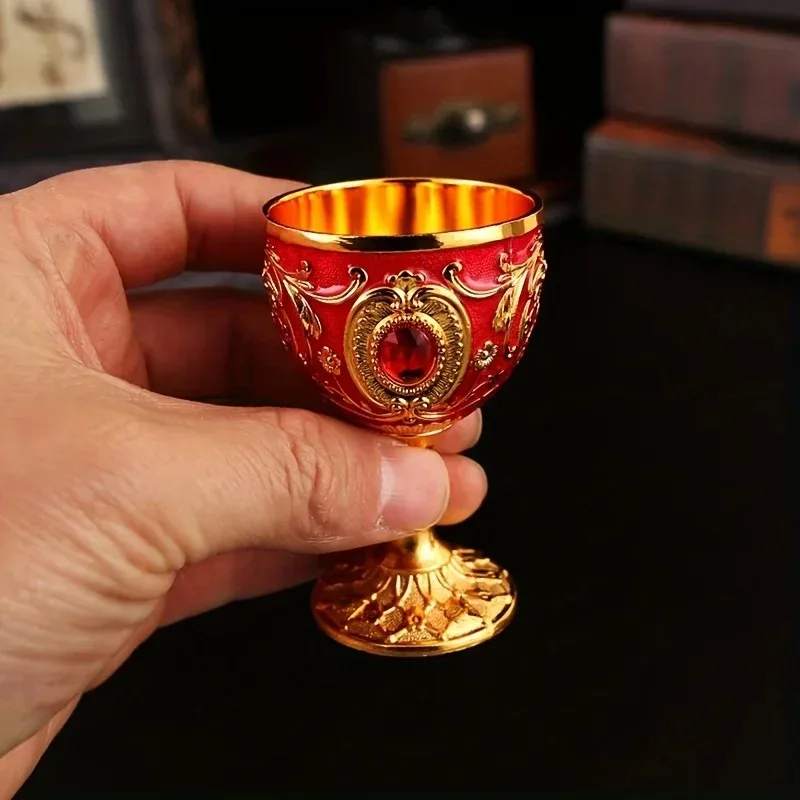 خمر الكأس المقدسة كأس القرون الوسطى اليد محفورة كأس للنبيذ المعدني النمط الأوروبي شريط المنزل درينكوير غرفة الطعام وديكور المنزل #4
