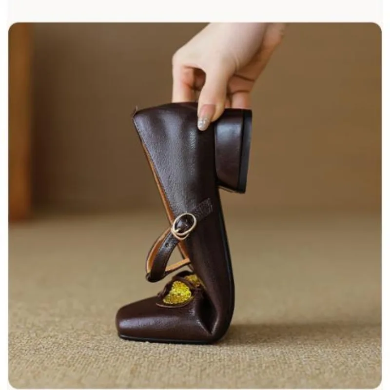Luxury Rome Shoes Women Elegant Shallow Shoes Summer 2024 Pointed Toe Retro Shoes Designer Dress Walking Flats for Women