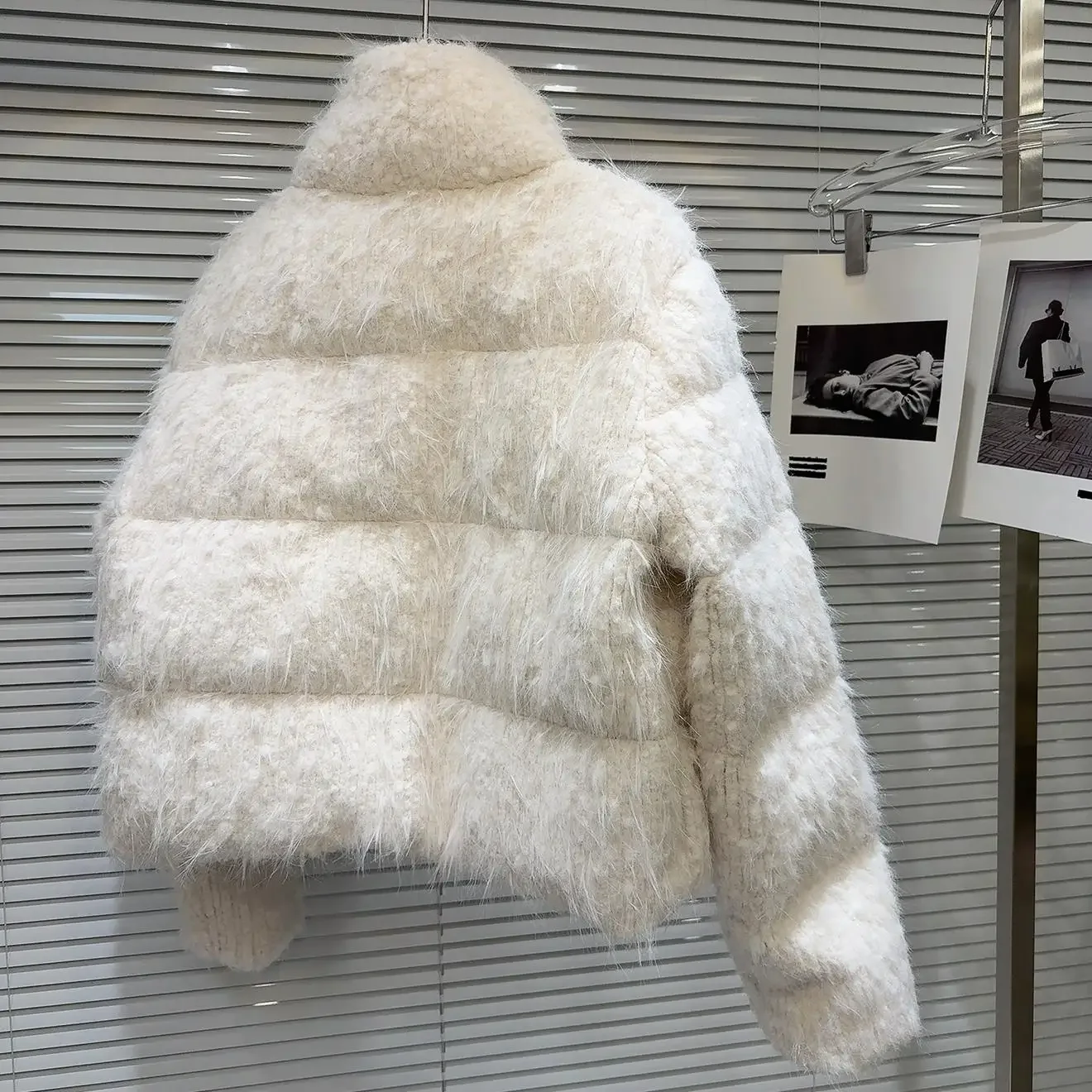 Nuovo autunno inverno moda signora piumino in peluche elegante colletto alla coreana perline di strass capispalla a maniche lunghe caldo piumino d'anatra