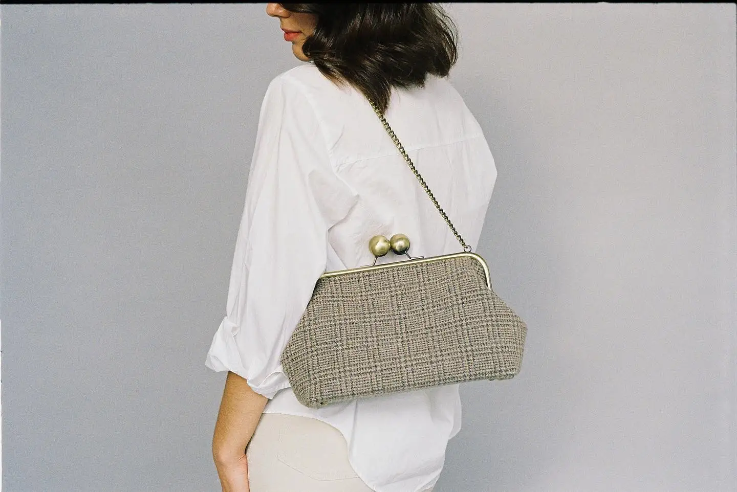 Lost in Vintage Kisslock Bag Classic Plaid Woolen Fabric Frame Clutch 35x22x10cm Bronze Large Ball Kiss Lock Evening Clutch
