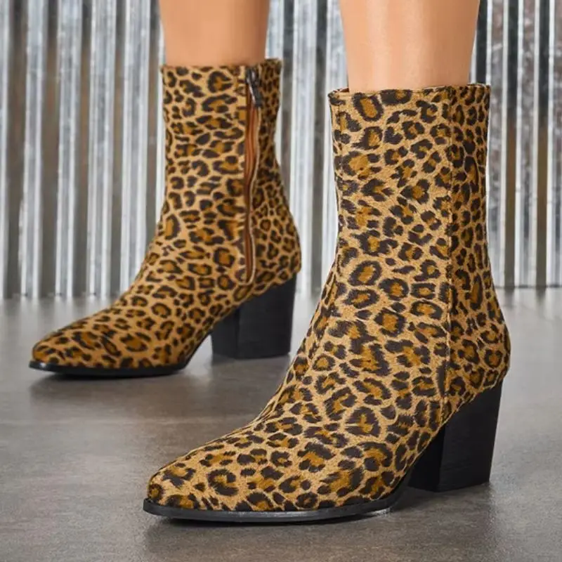 

Леопардовые женские ботильоны, осенне-весенняя обувь, модные коричневые замшевые короткие ботинки из искусственной кожи, винтажная обувь на низком каблуке, женская обувь для вечеринок