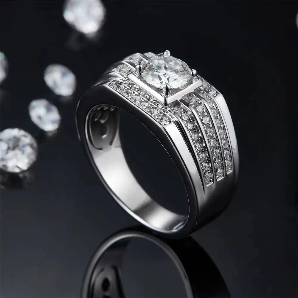 Luxury Hot Selling Manufacturer Moissanite Rings 925 Silver Signet Ring Moissanite Ring Engagement