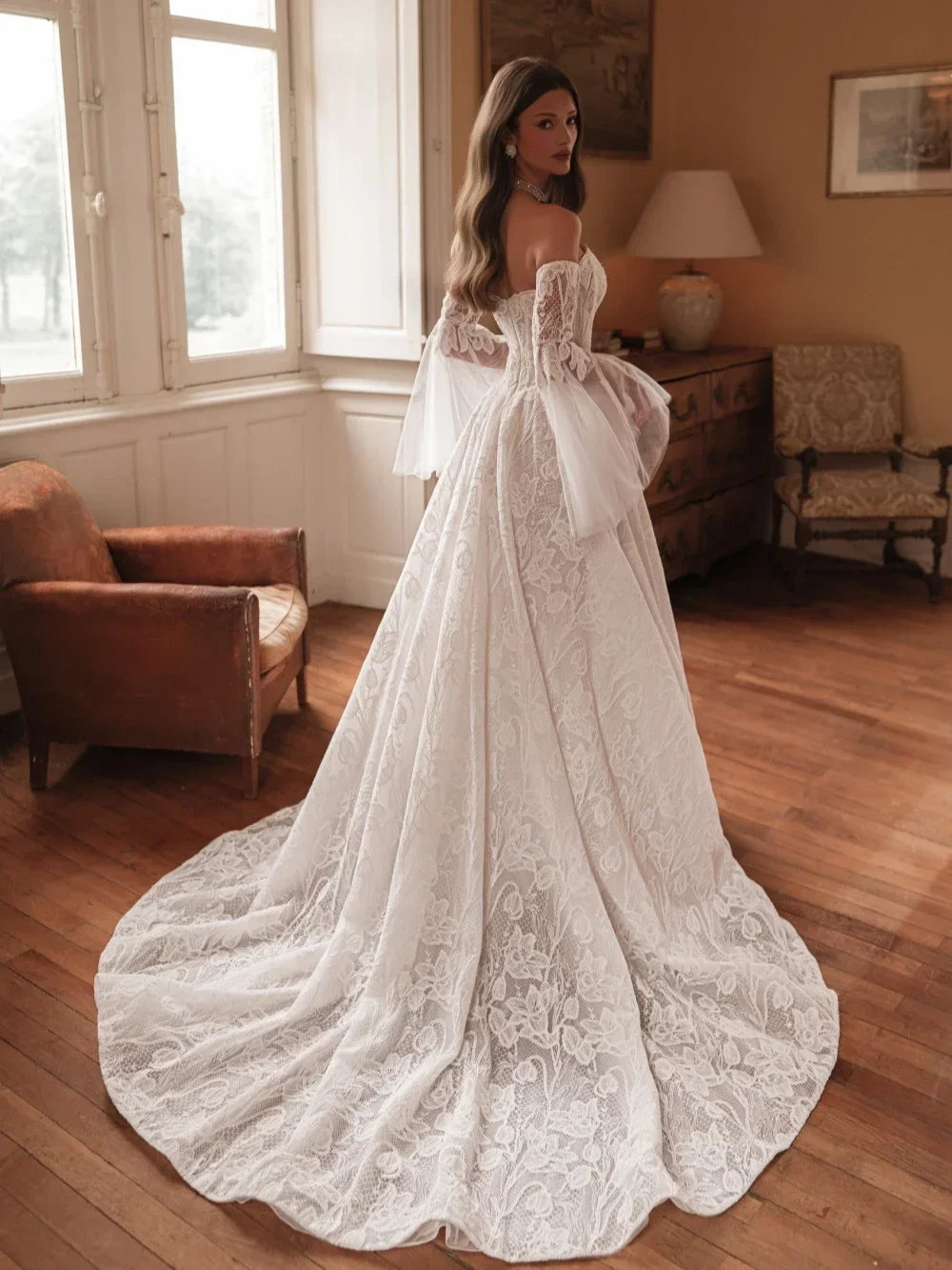 Vintage Strapless Lace Wedding Dress Detachable Sleeves A-line Off Shoulder Bridal Gown Elegant Ivory Wedding Dress Custom