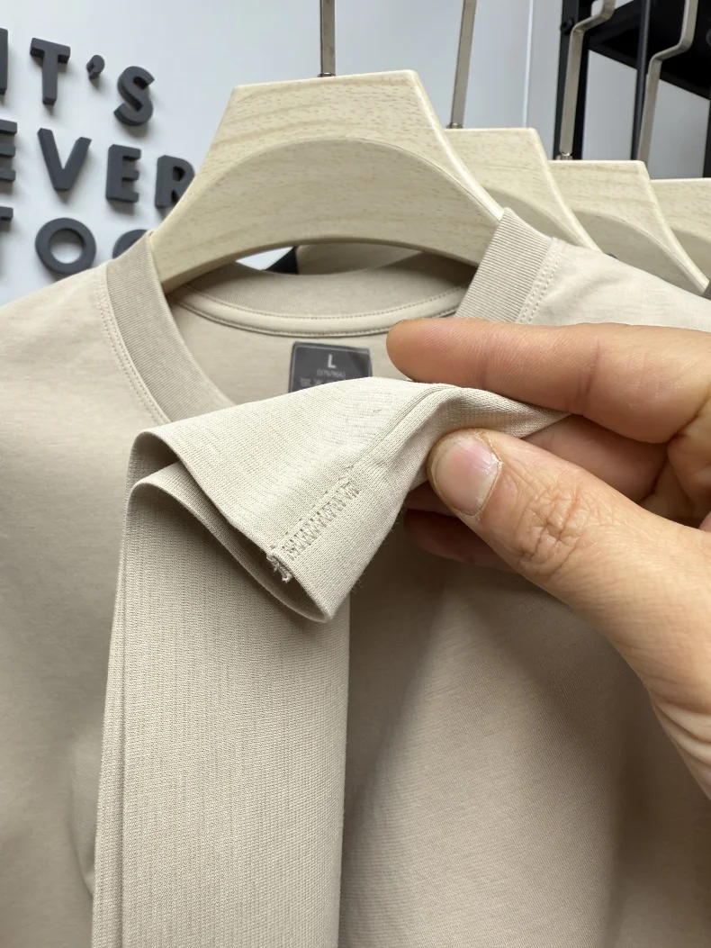 Modisches Herren-Sommer-T-Shirt, neu, bequem, atmungsaktiv, heiß begehrte Marke, exquisite Buchstabenstickerei, lässiges Kurzarm-Shirt – Detail 4