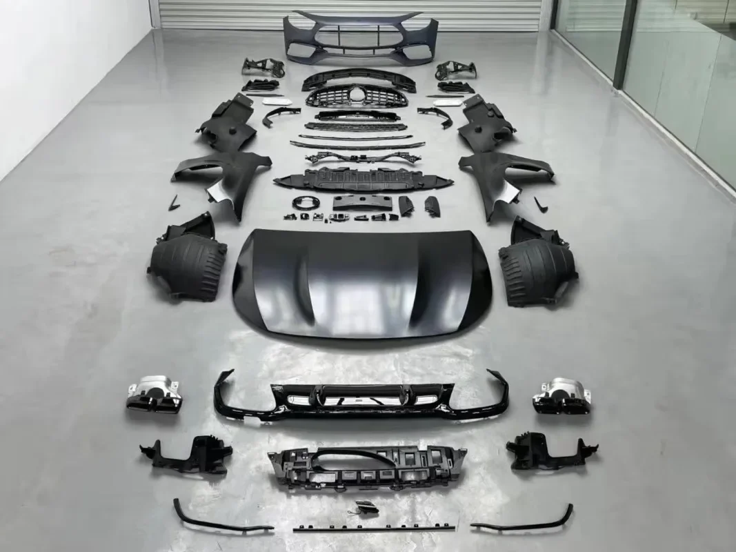 E Class W213 E200/E260/E300/E350 E63 Facelift Full Body Kit Exterior Modification Accessory