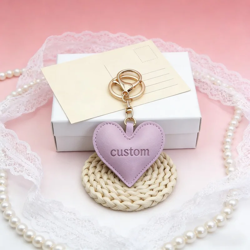 Custom LOGO Leather 3D Peach Heart Keychain Bag Pendant Love Hand Rope Personalized Name Couple Backpack Pendant Gift