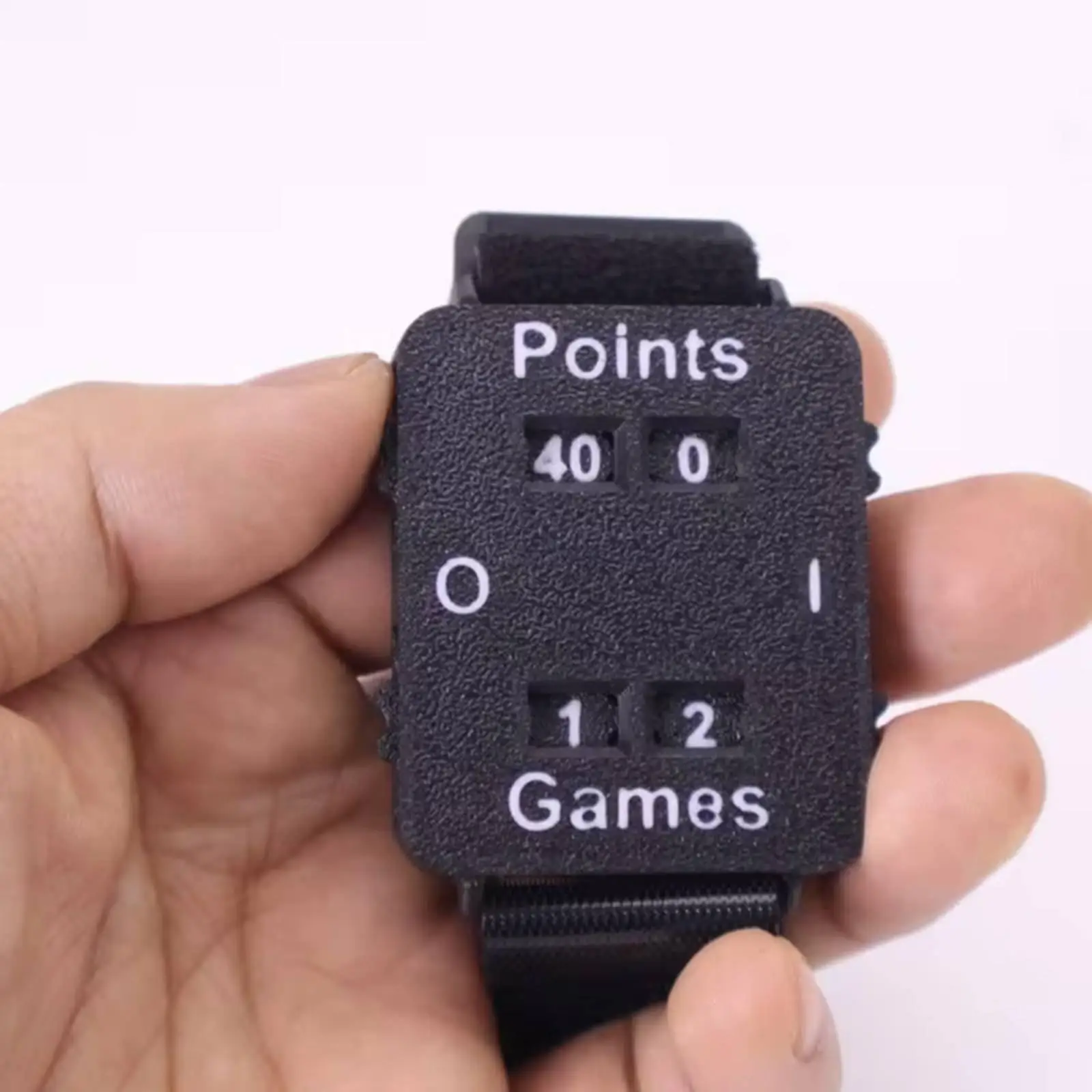Versatile score counter for sports such as tennis and other games.