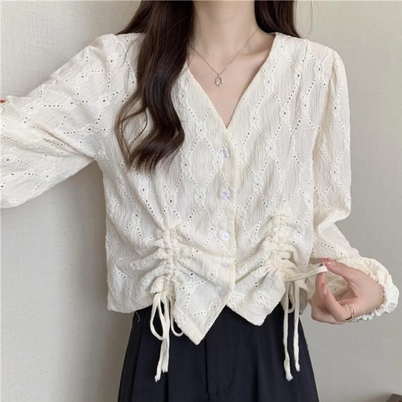 Hollow Out Shirts Women Loose V-neck Streetwear Spring Casual Popular All-match Elegant Young Korean Style Aesthetic Simple New