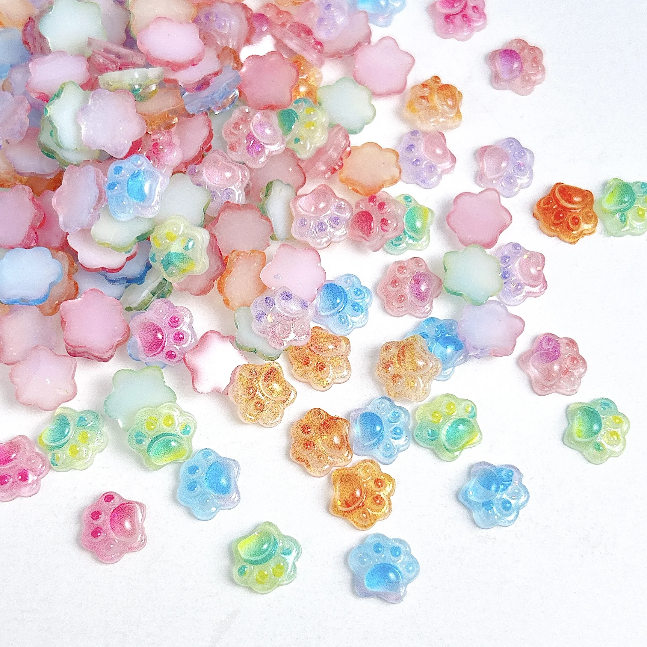 100PCS Gradient Colored Puppy Paw Resin Nail Art Decorations Kawaii Luminous Cat Claws Animal Paws Nail Charms for Manicure DIY
