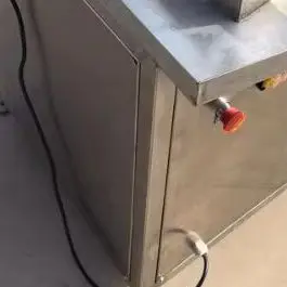 Coconut Half Cutting Machine Coconut Cutter Coco Water Extraction Machines