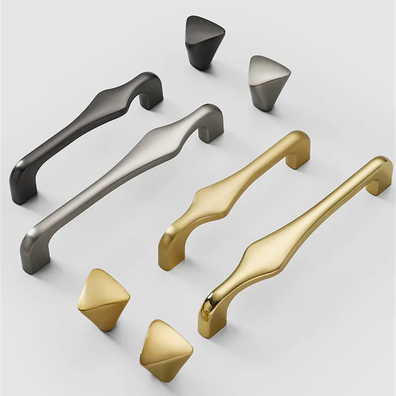 KK&FING New Creative Light Luxury Bright Gold Cabinet Door Handles Zinc Alloy Drawer Knobs Wardrobe Shoe Cabinet Door Handles
