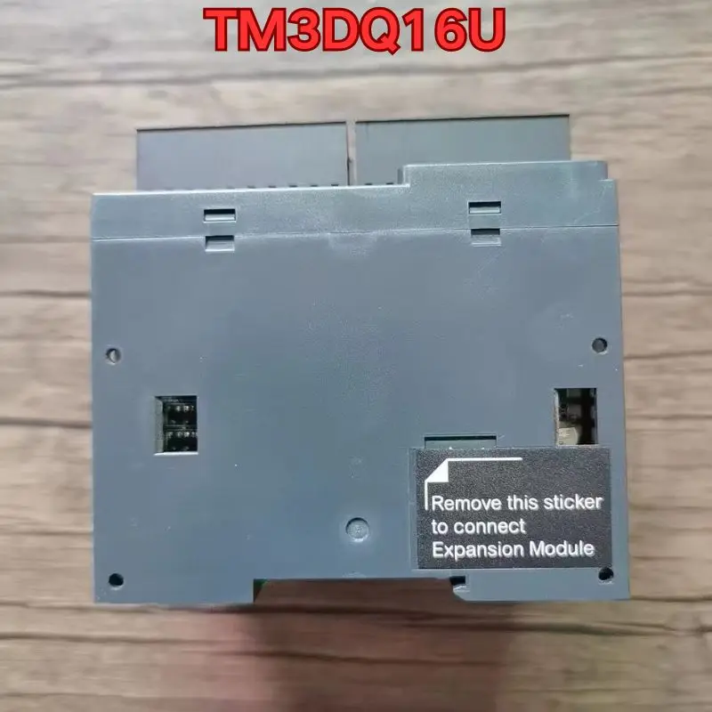 Second-hand disassembled machine slightly used good condition PLC module TM3DQ16U Latest quotation in October 2026