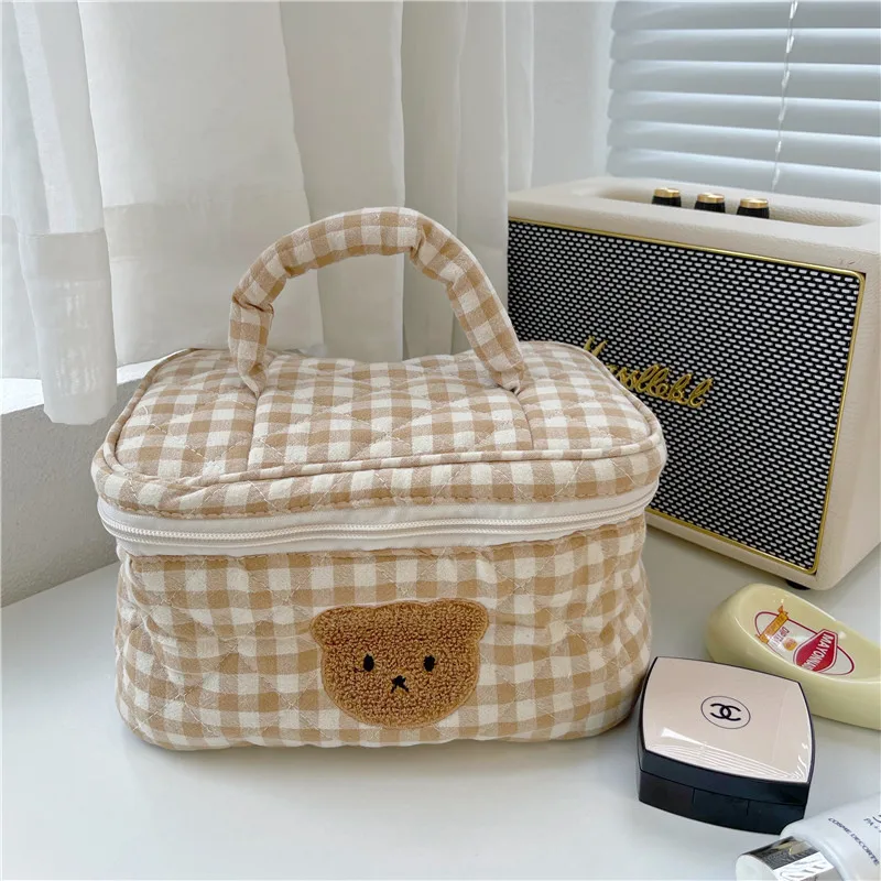 

Women's Cosmetic bag Bear Makeup Bag Cute Storage Bag Student Sweet Style Tote Bag Trousse De Maquillage Travel Toiletry Bag