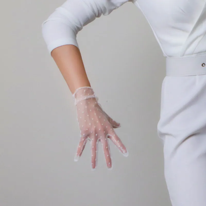 Kurze Spitzenhandschuhe mit Rüschenbesatz, Tüll-Mesh, halbtransparent, Touchscreen-kompatibel, Schwarz-Weiß-Punkte, elegant, für Hochzeiten, Damen – Detail 19