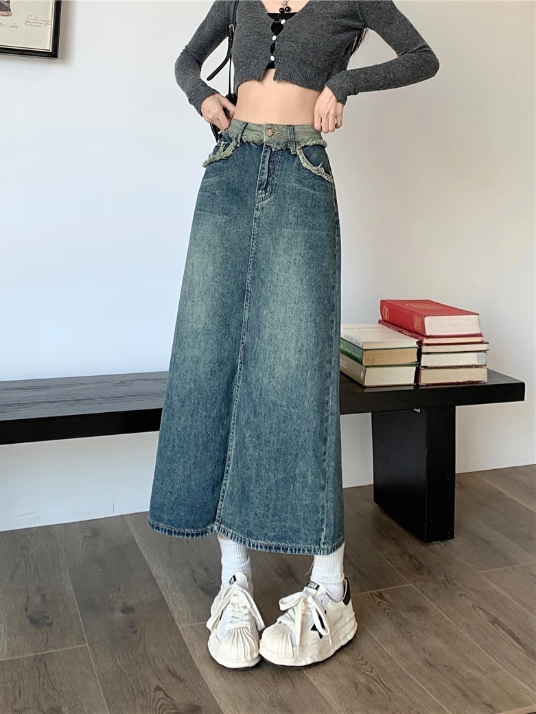 Hochgeschnittener A-Linien-Jeansrock mit Schlitzen und Ausgefranstem Saum Vielseitiger Übergrößen-Langrock für Damen mit Schlankmachendem Design