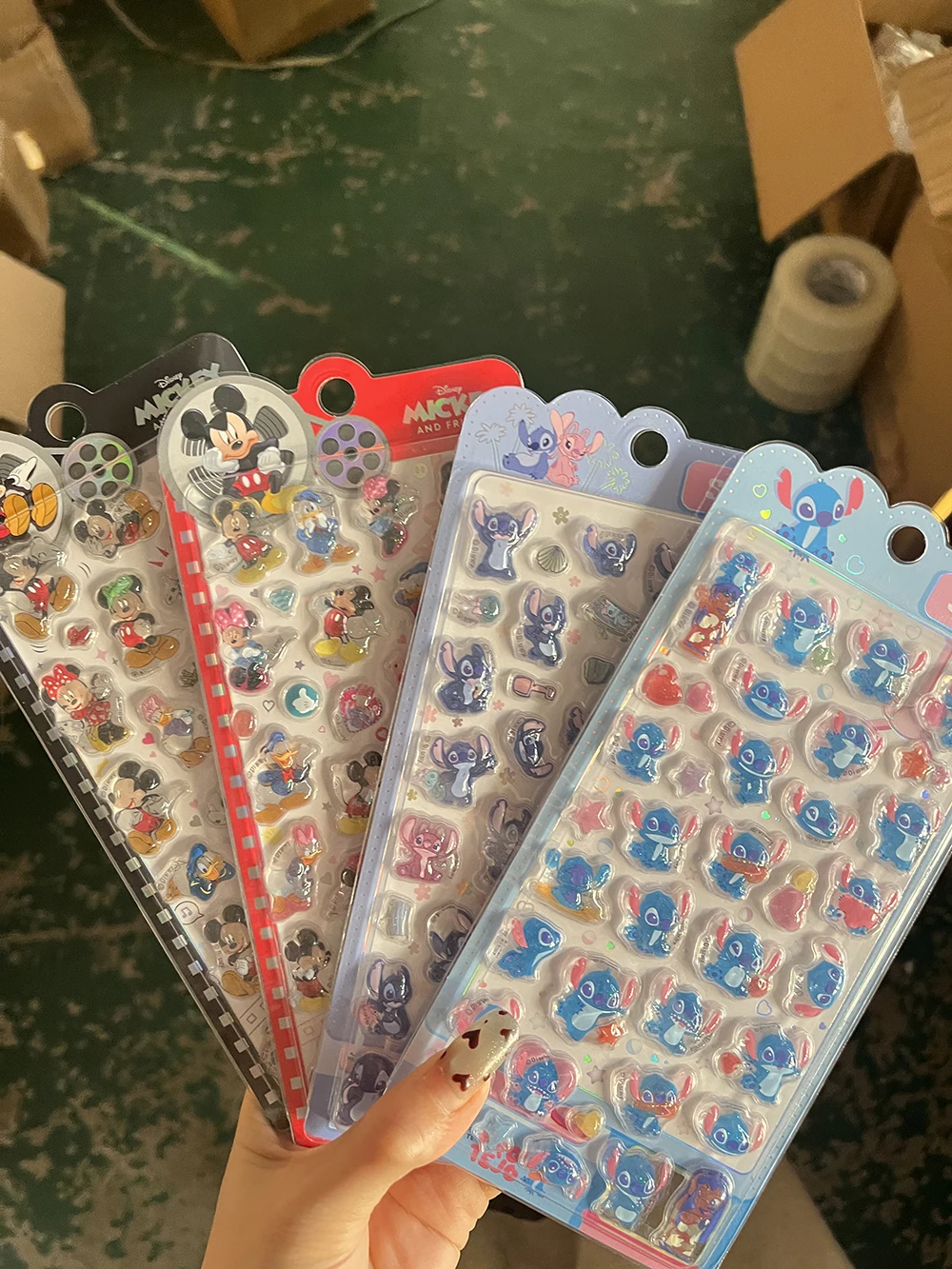 

Новая наклейка с Микки и Минни, стежка, 3d стерео рельефная интересная картина, наклейка с кристаллами, декоративная наклейка с героями мультфильмов для девочек @