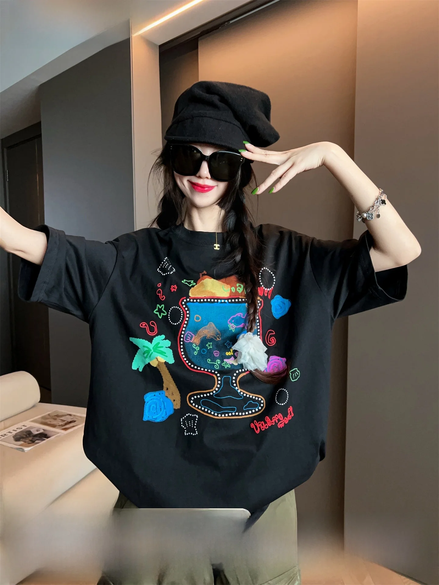 

Ретро футболка с коротким рукавом для женщин, лето 2025, новая, свободная, повседневная, универсальная, с круглым вырезом, с креативным принтом