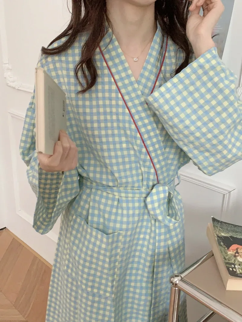 New Arrival Autumn Korean-Style Lady's Robe Plaid Chic Cute Simple Long Kimono Bathrobe Loungewear for Women Pajamas