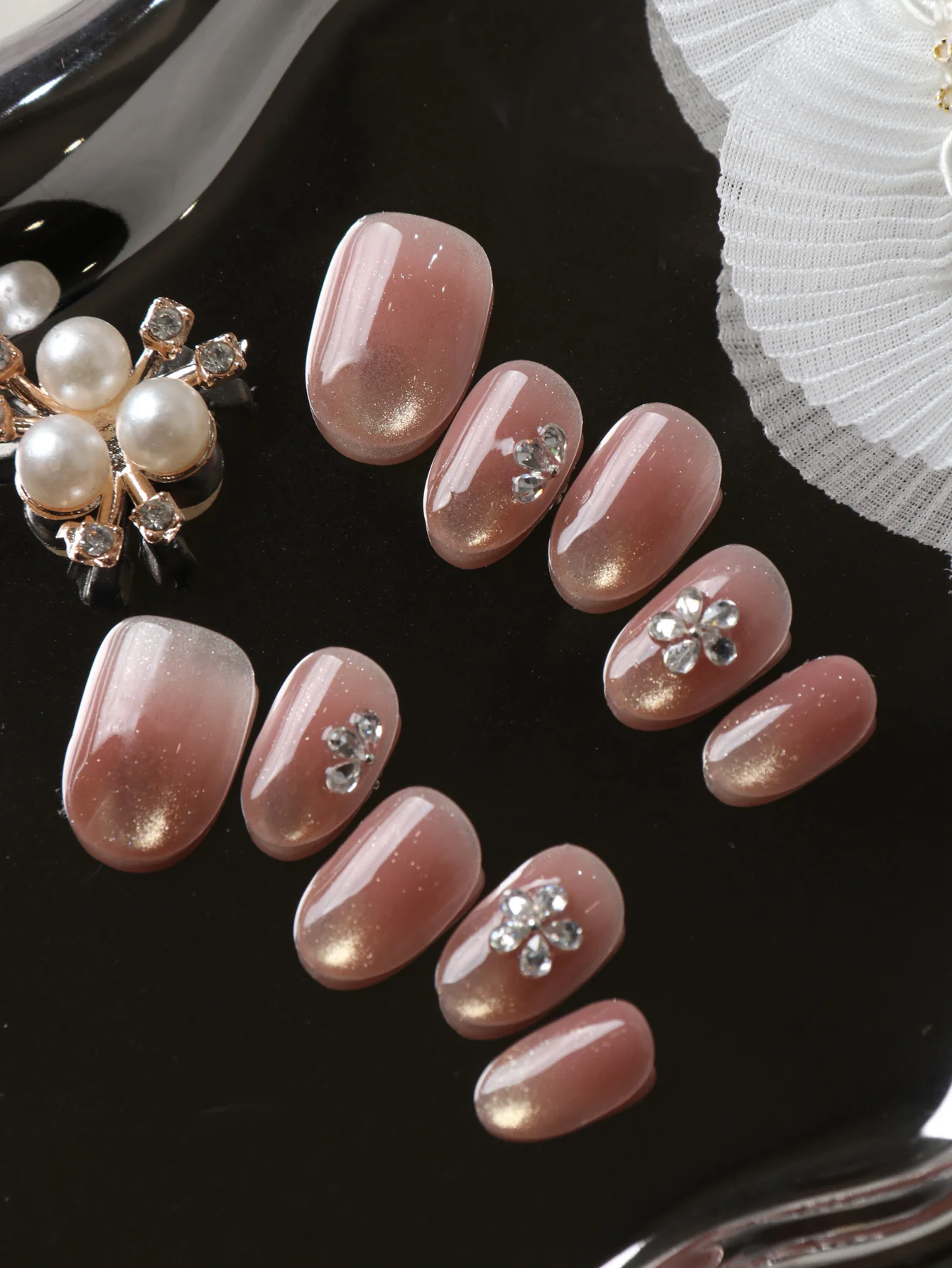 10Pcs Press on Nails Short Cat's Eye Flash Diamond Flower Press on Fake Nails Includes 1 Sheet of Adhesive Tabs & 1 Pc Mini File