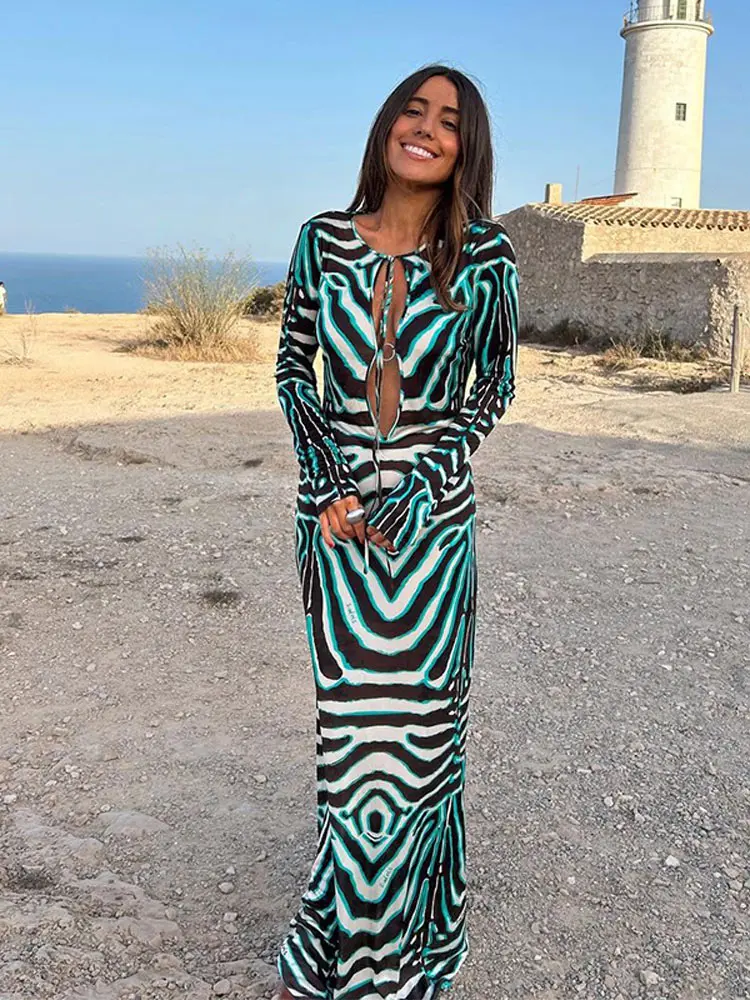 Woman Contrast Striped Hollow Lace Up Slim Dress Chic Ring Quilted Long Sleeved Robes Summer Beach Vacation High Street Vestidos