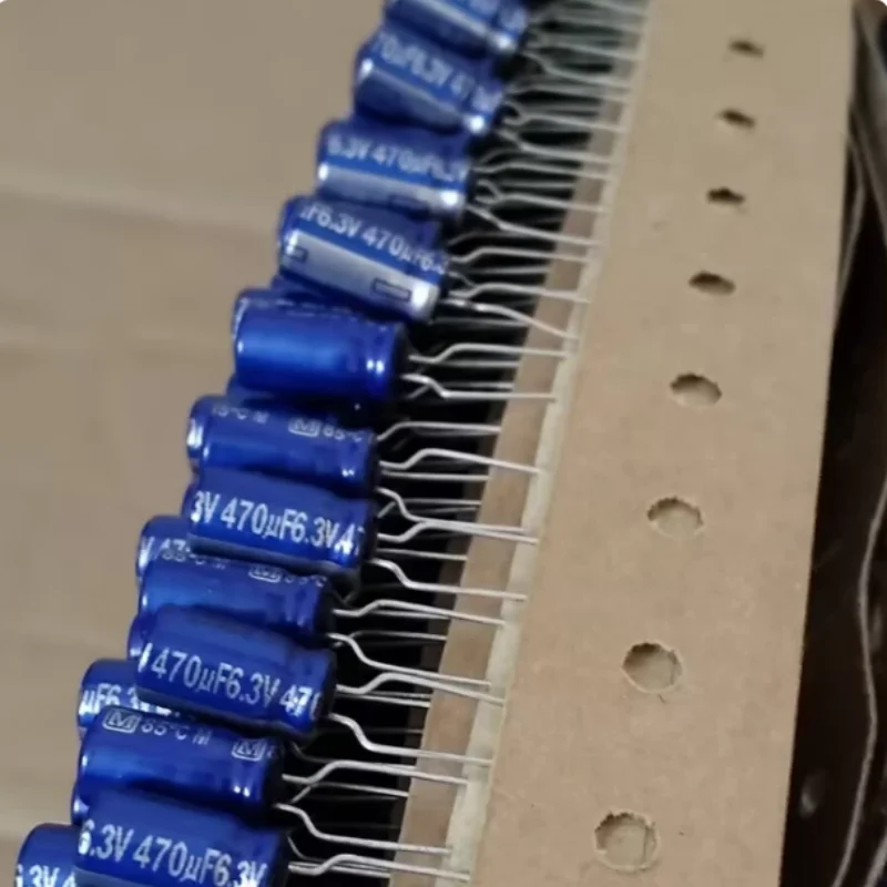 10PCS-100PCS  470UF 6.3V Fever Sound Capacitor 6.3V470UF 6 * 11 AM Flash Blue Robe