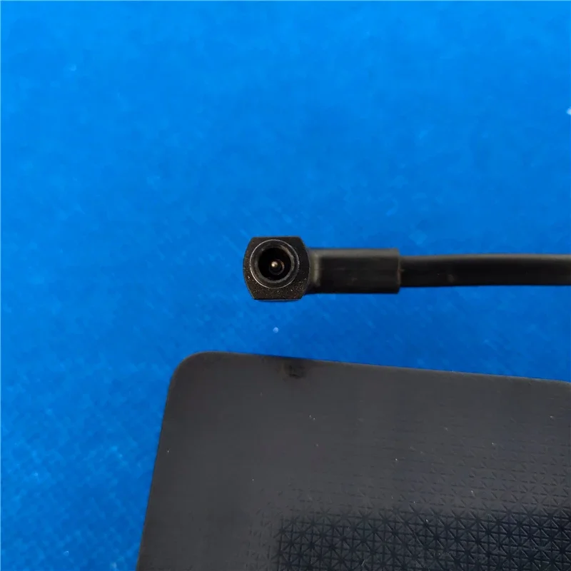 Bom teste para fonte de alimentação do monitor adaptador AC/DC BN44-00918D A3514_MPNL 35.0W / 14.0V 2.5A