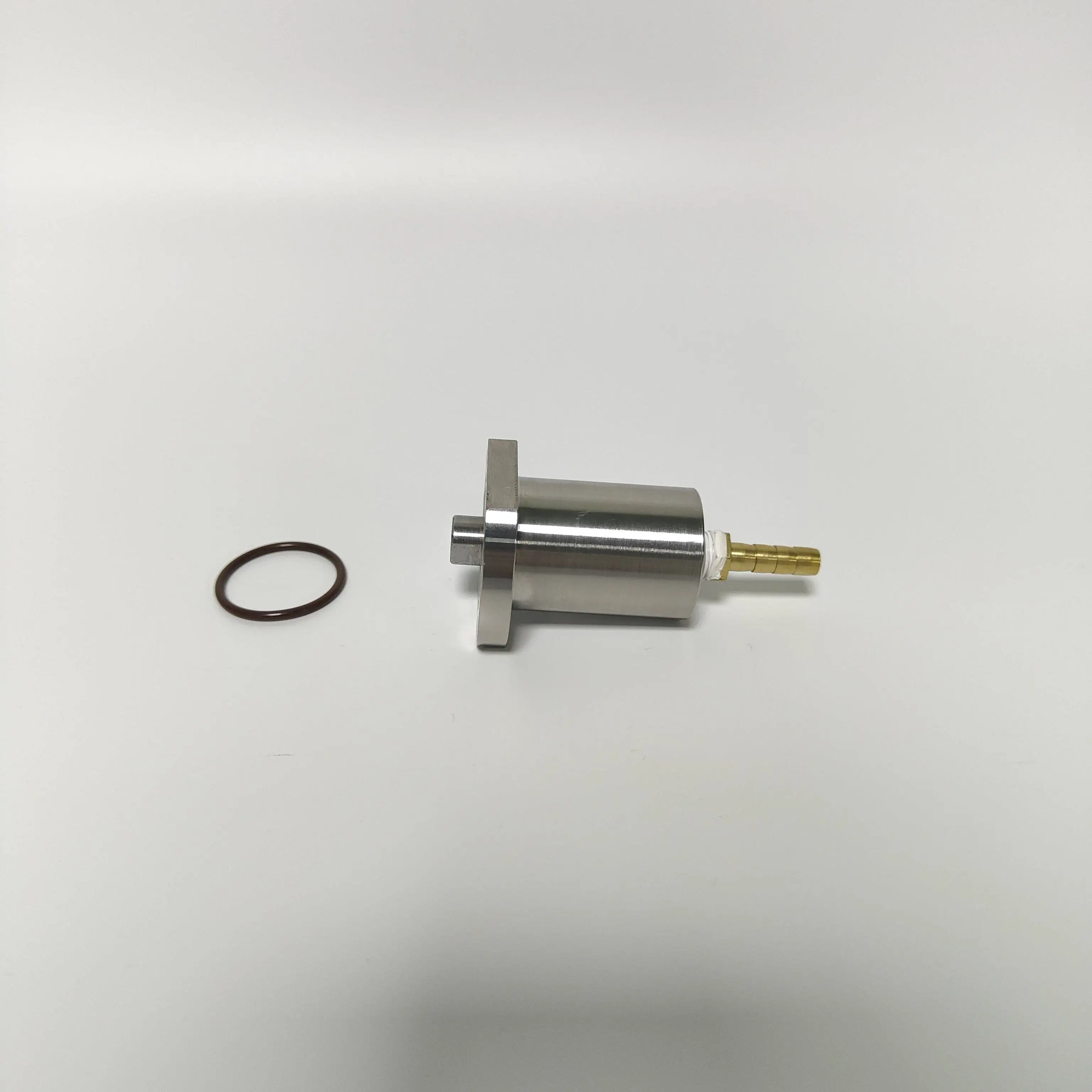 Magnetic fluid seal through hole type rotary vacuum seal. Source manufacturers welcome to inquire