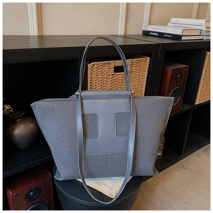 

Leisure Luxury Diaper Bag For Women Unique Minimalist Leather Tote Large Capacity Elegant Designer Commuter Fashion Shoulder Bag