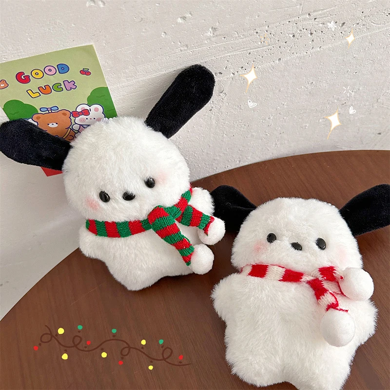 LLavero de peluche de Pochacco de Navidad, juguete Kawaii, bufanda Sanrio, cachorro, muñeco de peluche, colgante, llavero de coche, mochila, decoración de bolsa