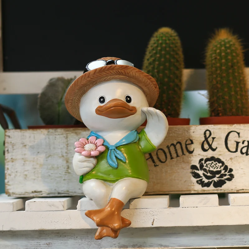 

Country Creative Cute Straw Hat Duck Resin Craft Miniature Figurines Fairy Garden Balcony Patio Home Decoration Accessories