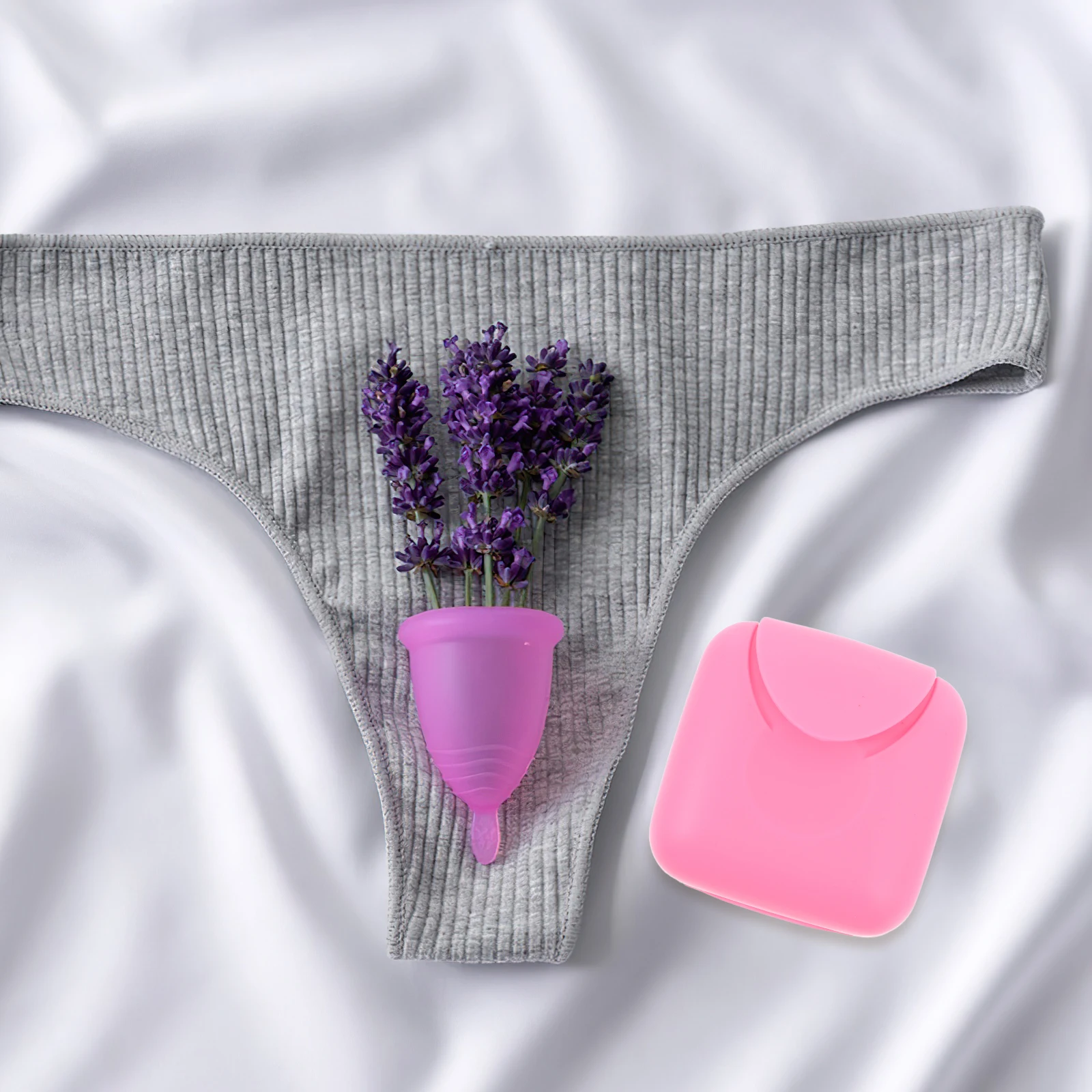 

Menstrual Cup Storage Box Durable Plastic Organizer Portable Container Period Holder Small Compact Case for Menstrual Products