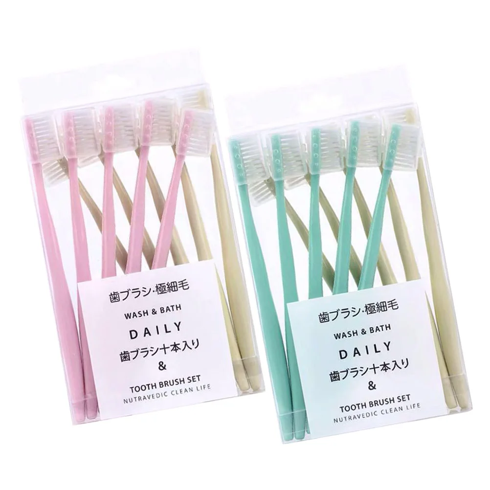 20 قطعة فرشاة أسنان ذات شعيرات ناعمة برأس صغير محمول للعناية بالفم حزمة فرشاة أسنان يدوية مع غطاء مريح ومقبض مانع للانزلاق عميق