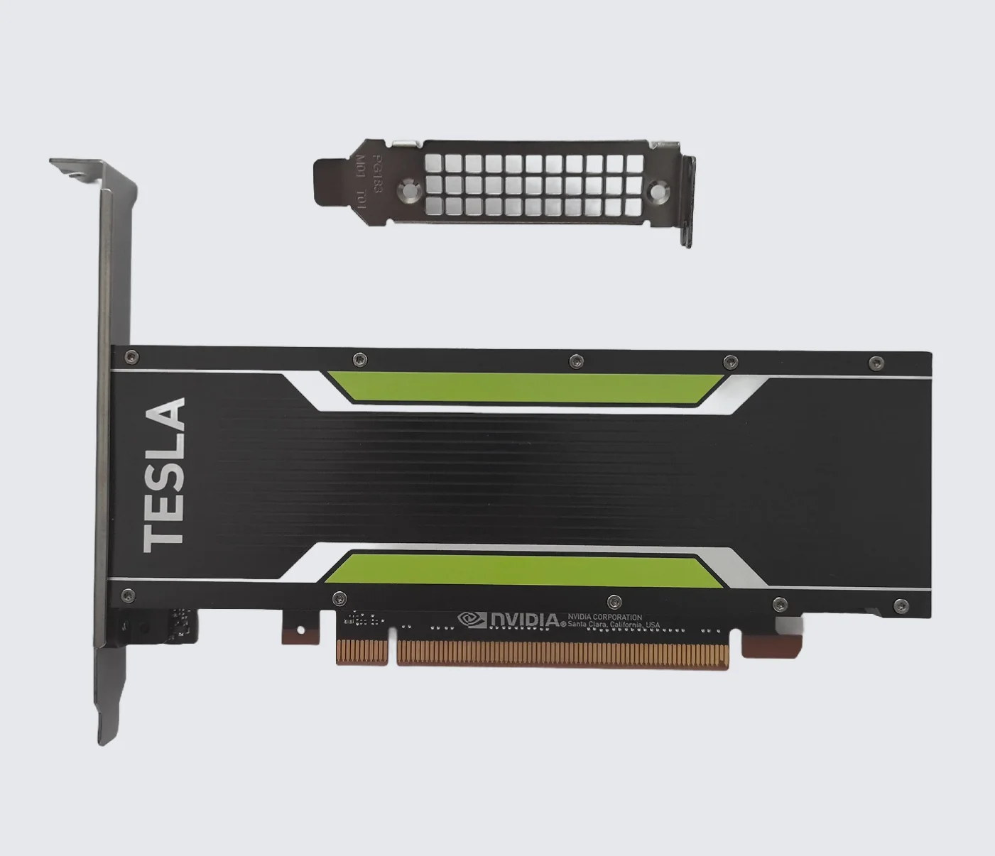 Nvidia Tesla P4 8GB、P40 24GB、P100 16GB グラフィックスGDDR5