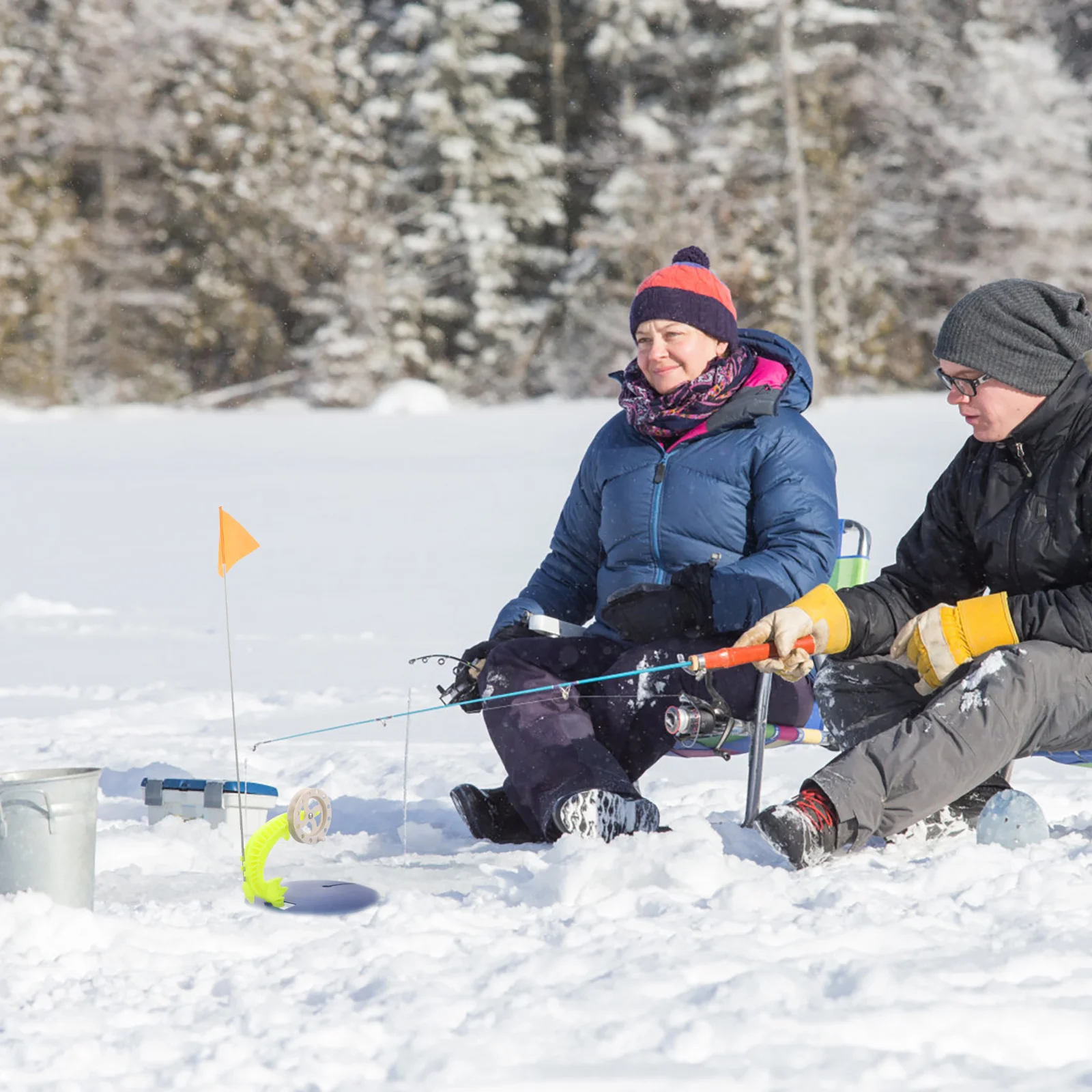 

2 Pcs Fishing Ice Flag Portable Anglers Flags Fluorescent Yellow ABS Material Strong Easy Insert Ice