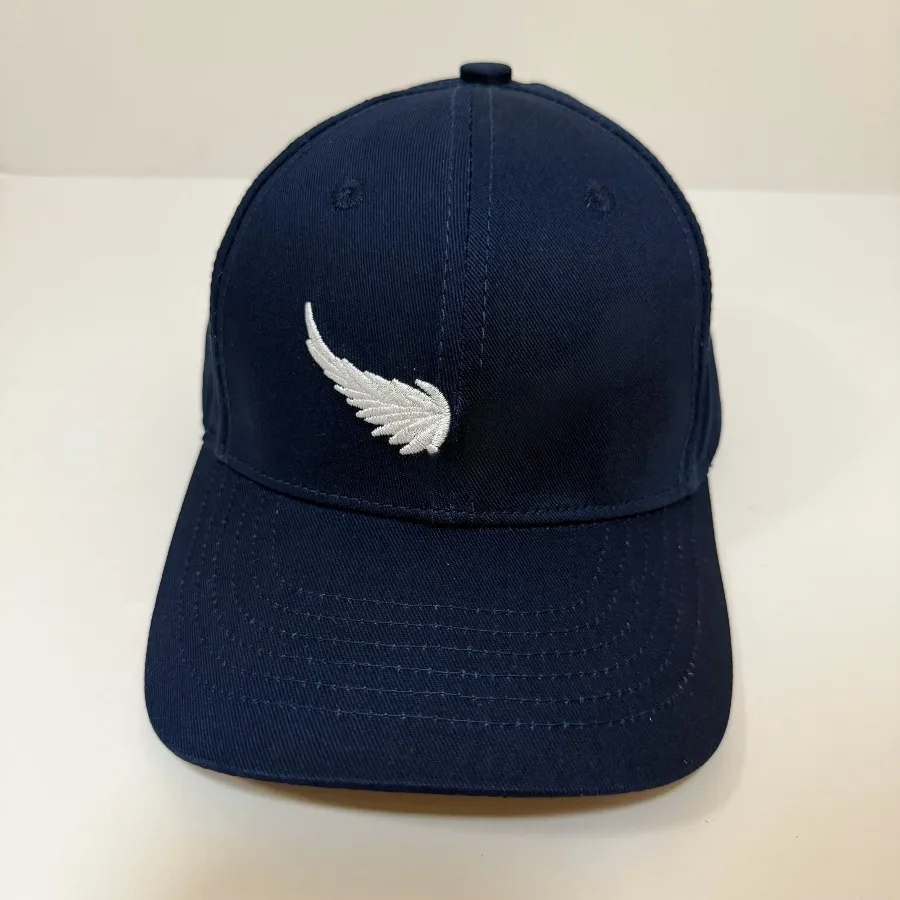 2025 جديد الصيف بلون المرأة zv قبعة بيسبول عادية الرياضة في الهواء الطلق قبعة للسيدات تصميم الرجعية القبعات المطرزة