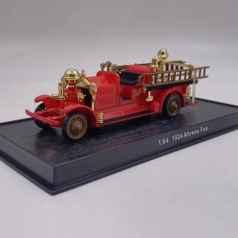 1:64 Scale 1924 Ahrens Fox USA Simulation Alloy Fire Truck Model Collection Decoration Toy Gift Souvenir Static Display