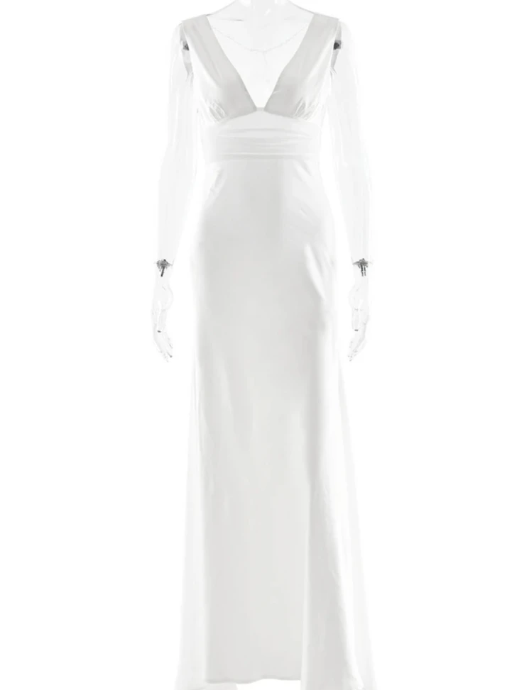 ชุดเดรสยาวผ้าซาตินสำหรับผู้หญิง แขนกุด คอวี แต่งผ้าแบบ Patchwork  รัดรูป  ประดับมุก  โชว์หลัง  ชุดราตรีหรูหราสำหรับงานเลี้ยง