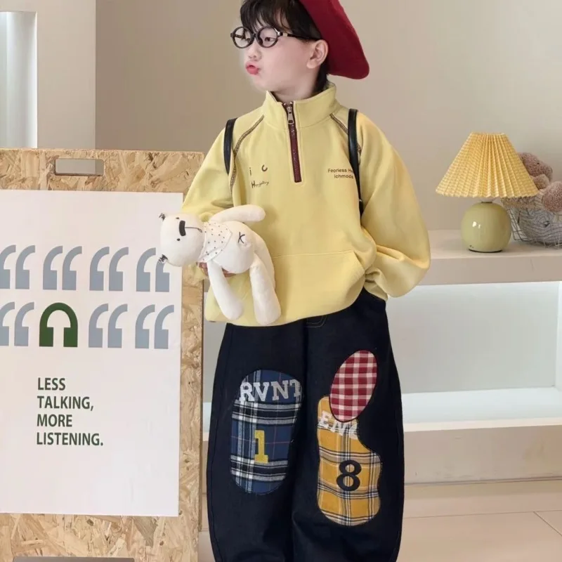 

Boys Handsome Suit Autumn 2025 New Versatile Sweater Cartoon Jeans Children Trendy Cool Autumn Two-piece Set