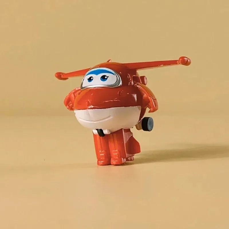 8 pezzi Set Mini trasformazione Anime Action Figures Robot Deformazione Giocattoli Collezione di giochi per auto Modello bambola per regali per bambini