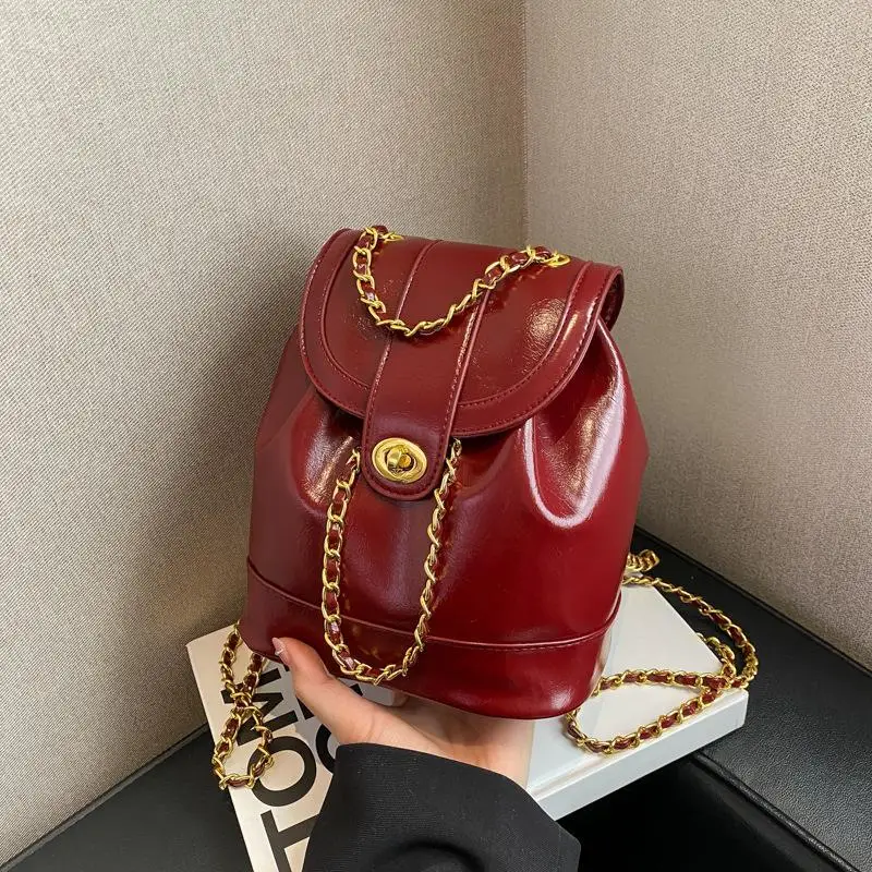 New Women Korea Autumn Winter Mini Chains Backpack Female Ins Student Oil Wax Leather Shoulder Bag Travel Bagpack Black Rucksack