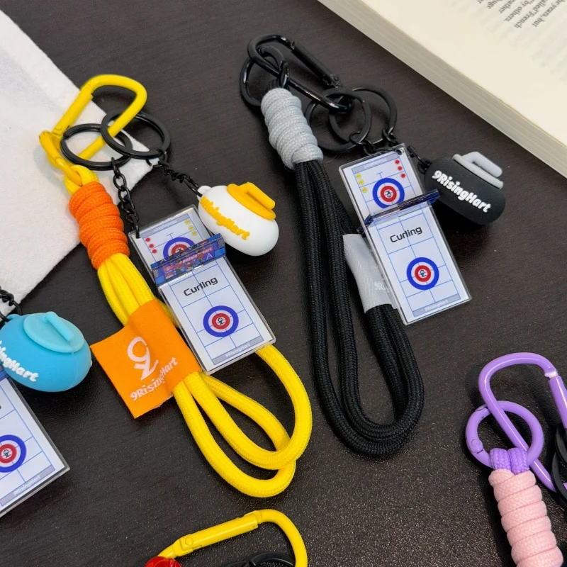 Anti Loss Wristband Keychain Curling Stone Keychain, PVC Curling Key Ring, Articulated Sports Charm for Bag Backpack Car Keys