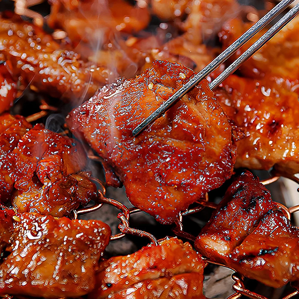 [Woomawang] GOCHUJANG DWAEJIWANGGUI, gegrilltes Schweinefleisch 1 kg, 1 Packung, geschlitztes gegrilltes großes Schweinefleisch, Geschmack von Schweinerippchen, Alkohol-Beilschale, Campingnahrung