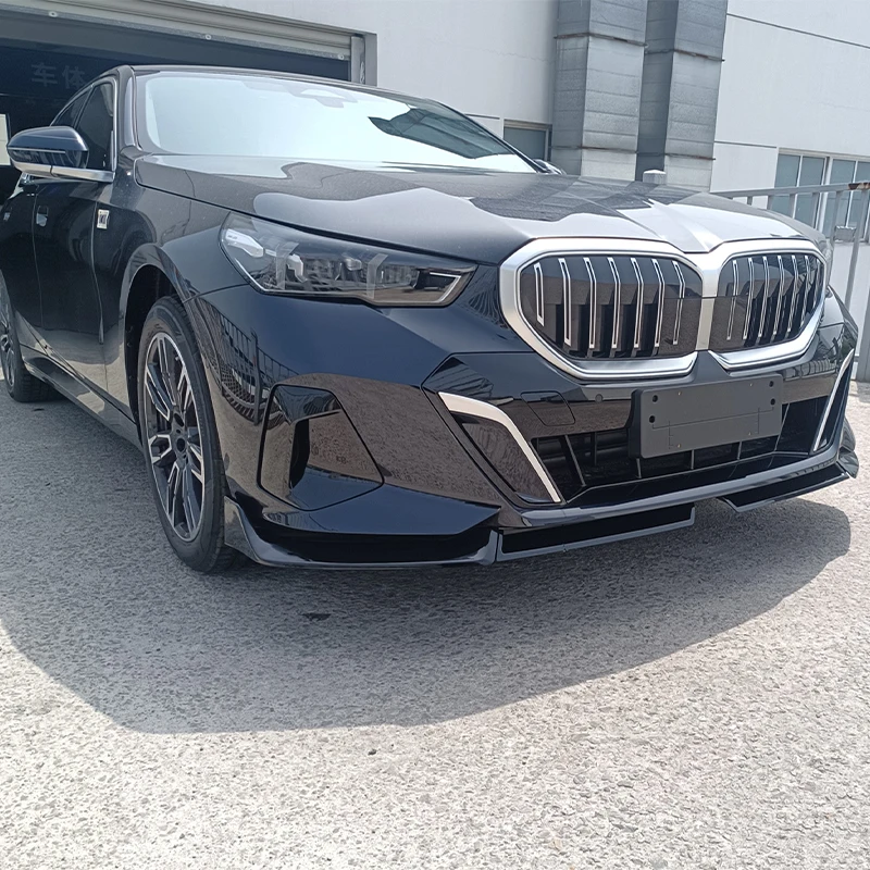 

Car Front Bumper Lip Spoiler Splitter Diffuser For BMW 5 Series G60 G61 M Sport 2023 2024 2025 ABS Bodykits