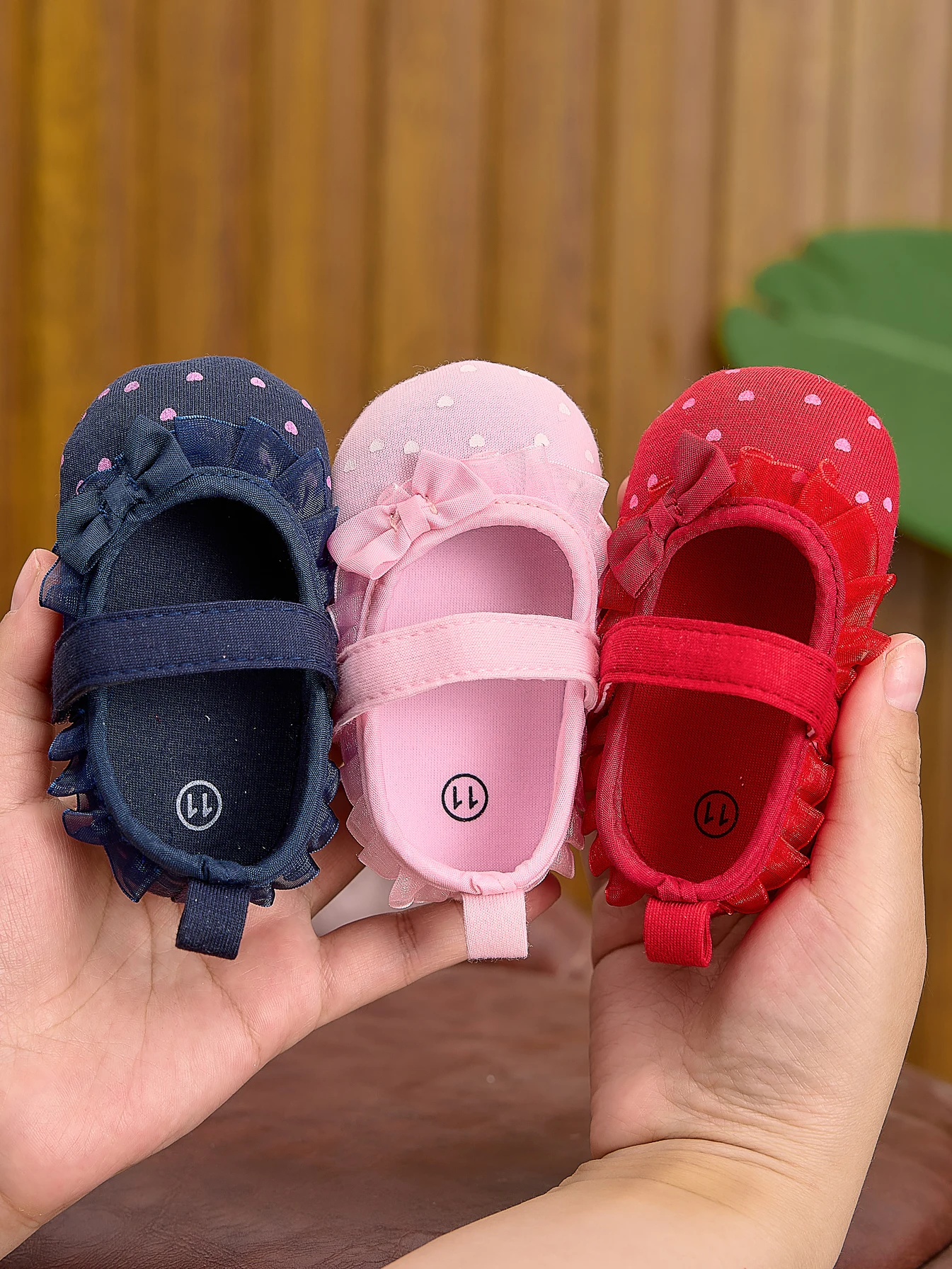 Baby Girl Shoes, Flat Shoes, Newborn, Infant, First Walkers, Bowknot, Heart Pattern, Soft Sole, Non-Slip, Princess Shoes, Suitable for Babies from 0 to 12 Months