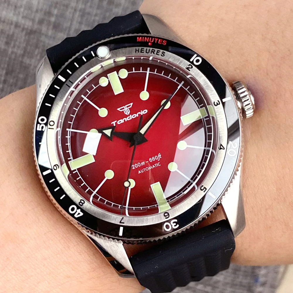 Tandorio 40mm Red Dial NH35A Mechanical Mens Automatic Diver Men Watch 20ATM Water Resistant Domed Sapphire Crystal Screw Crown