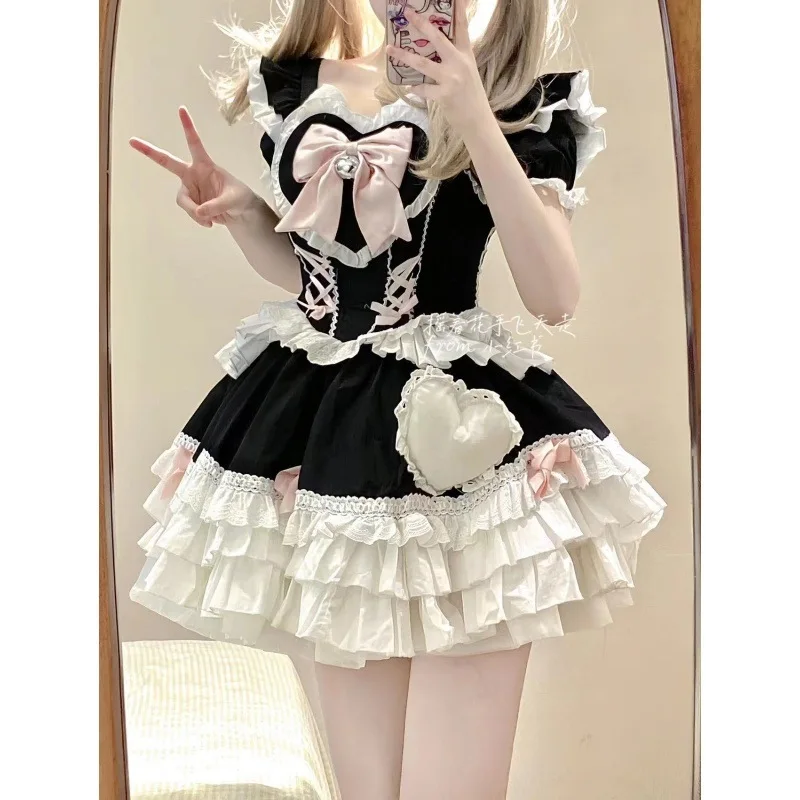 

Cute Japanese Short Sleeved Lolita Lolita Soft Girl Atmosphere, Sweet Girl Wearing Dress, Fluffy Princess Dress