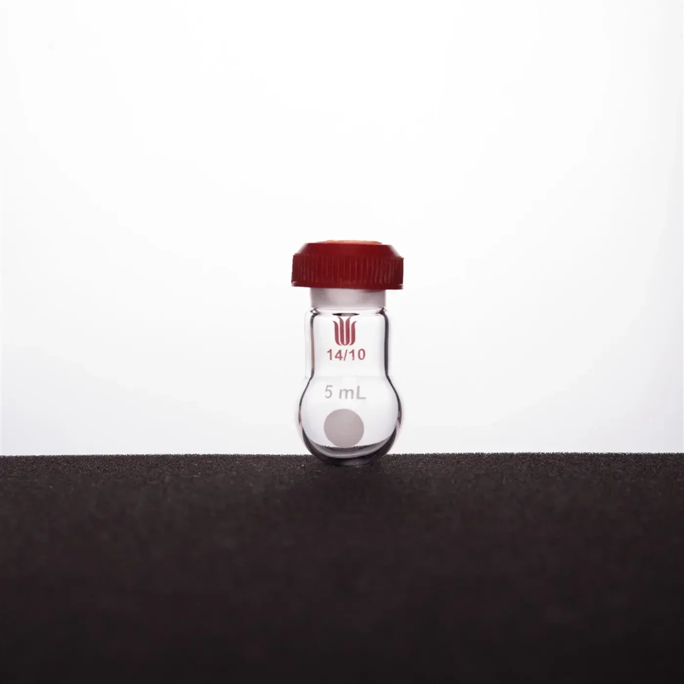 Laboratory Synthware Microribbed Round Bottom Flask,14/10, Capacity 5/10/25ml Glass Flask