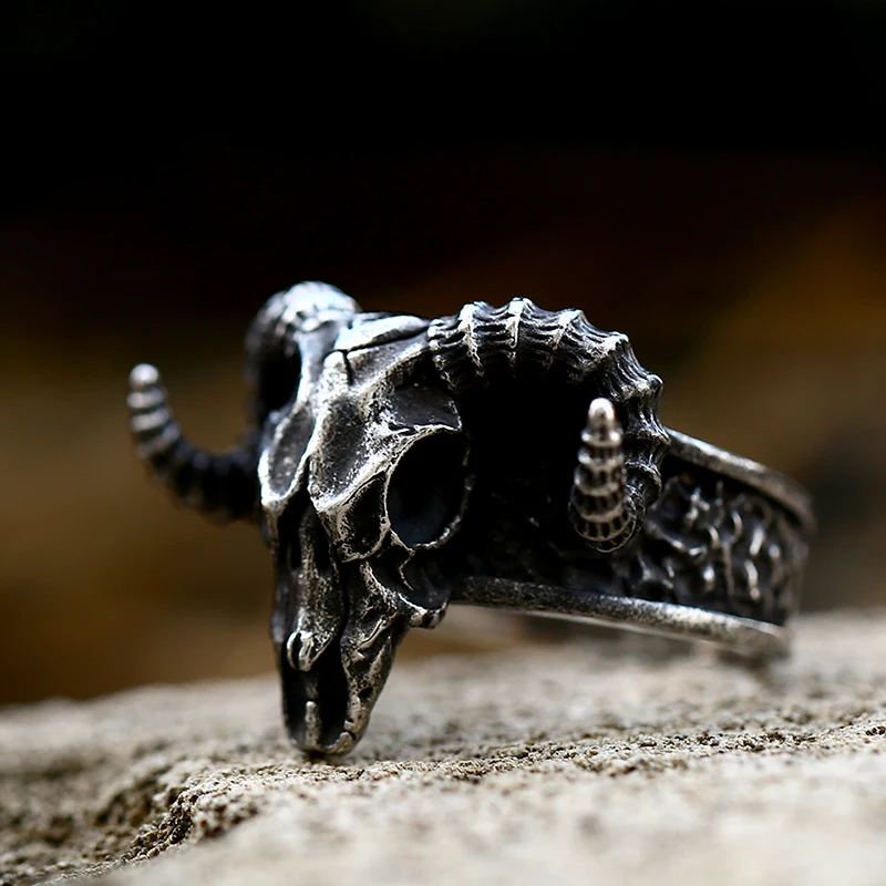 Beier 316L Stainless Steel Nose Viking Ancient Dish Sheep Head Skull Man Ring Vintage Opening Animal Jewelry BR8-042